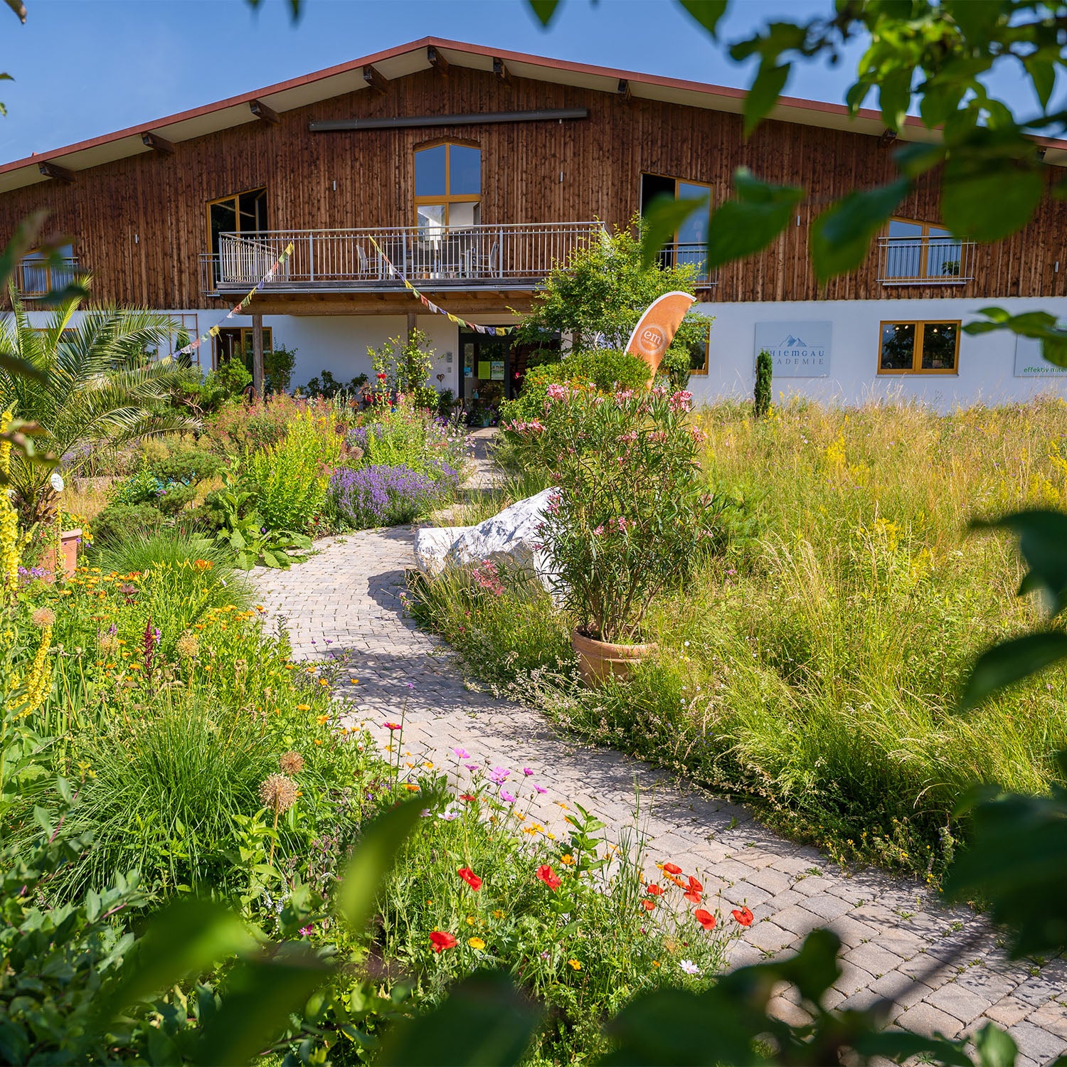 EM Chiemgau Ladengebäude